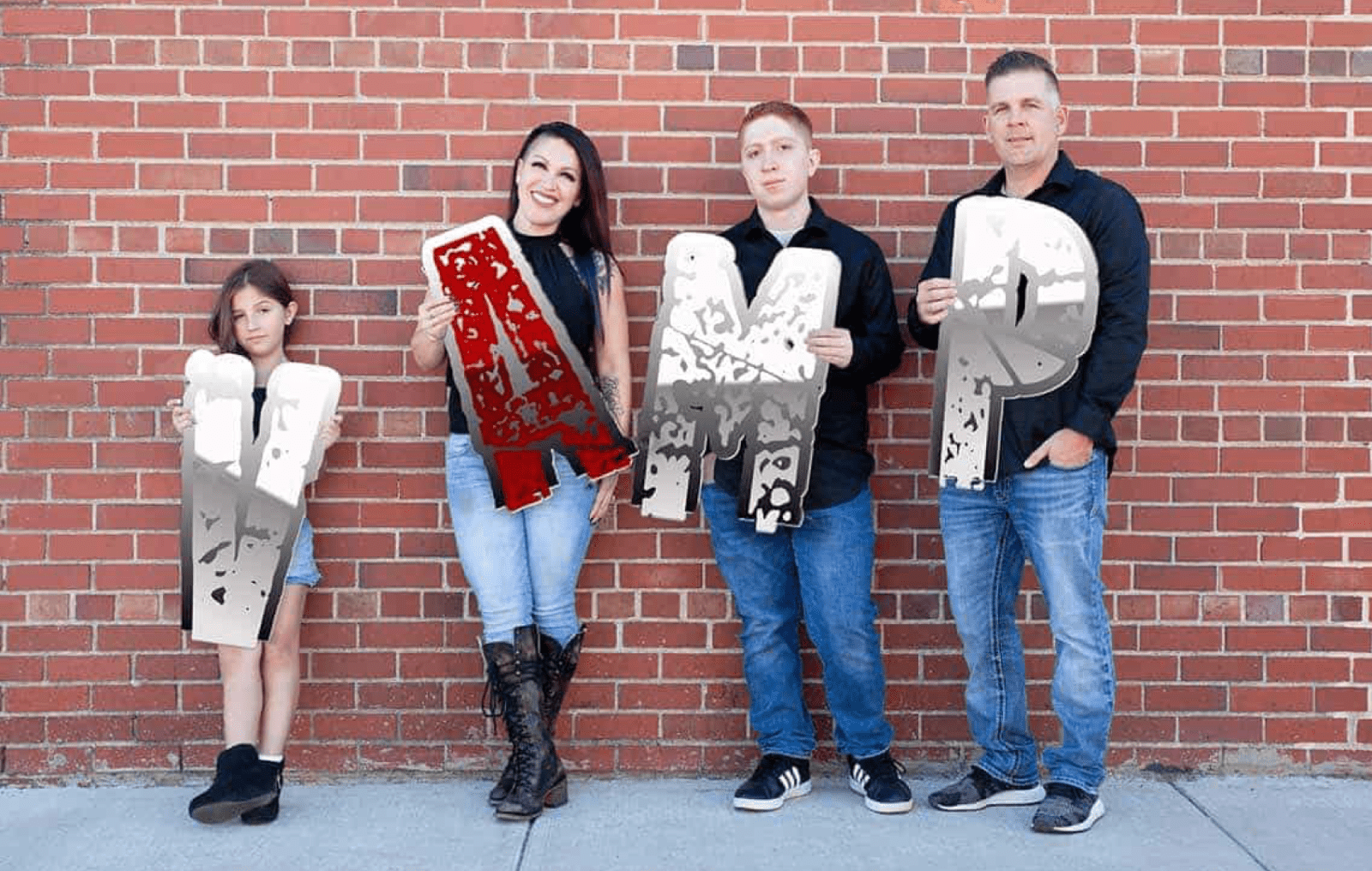 VAMP-WebpageBANNER_13_AboutUs+familyphoto